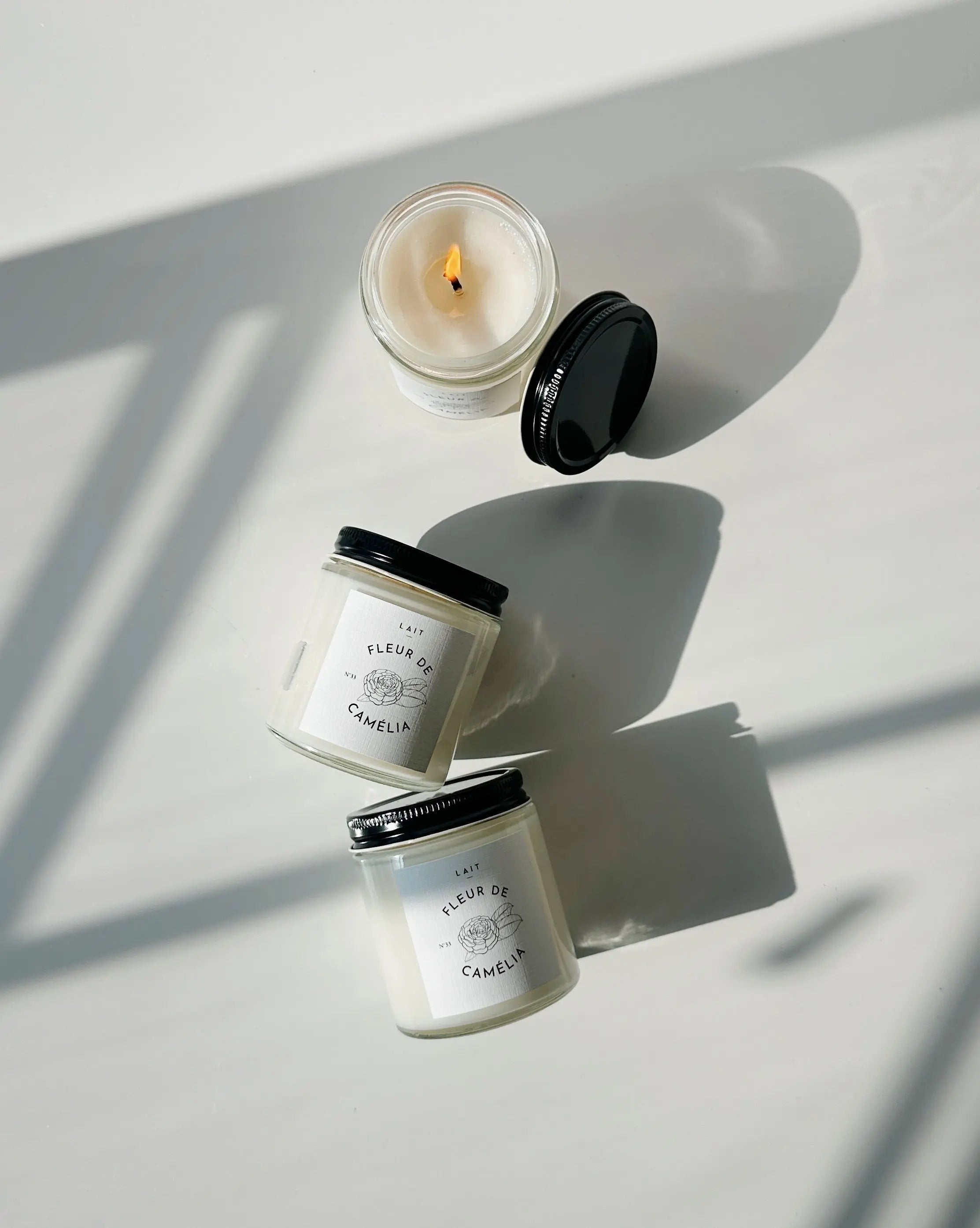 N°33 FLEUR DE CAMÉLIA TRAVEL JAR CANDLE SHOP LAIT