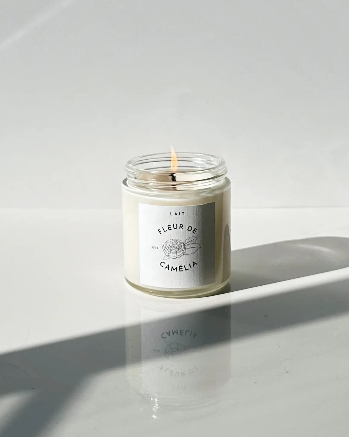 N°33 FLEUR DE CAMÉLIA TRAVEL JAR CANDLE SHOP LAIT