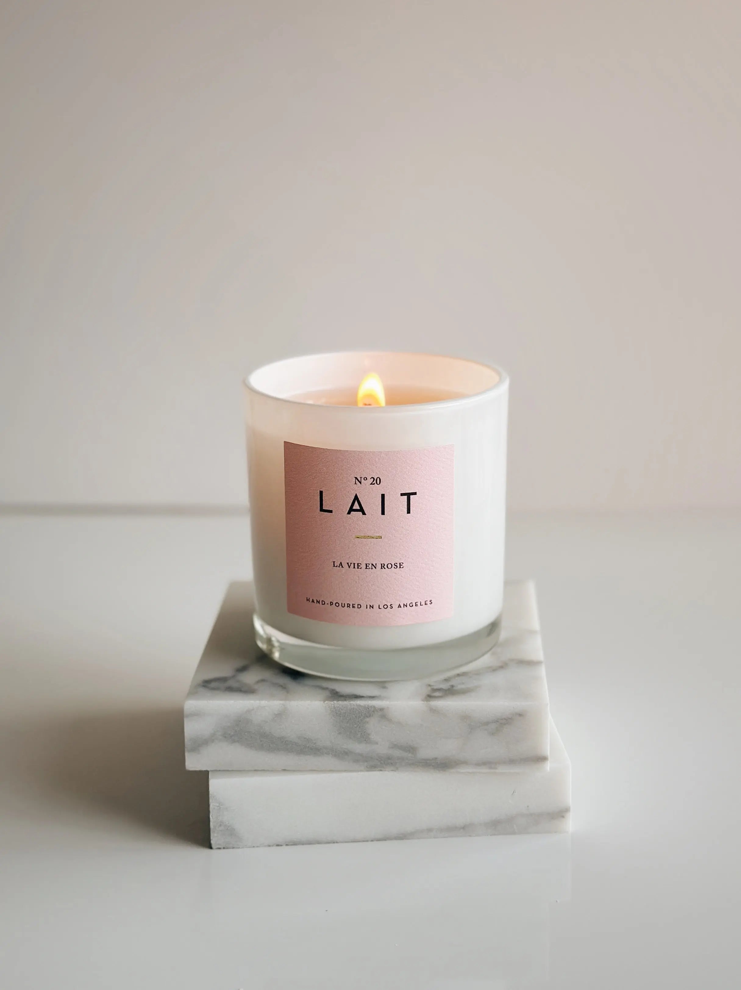N°20 LA VIE EN ROSE QUARTZ CRYSTAL CANDLE *LIMITED EDITION* SHOP LAIT