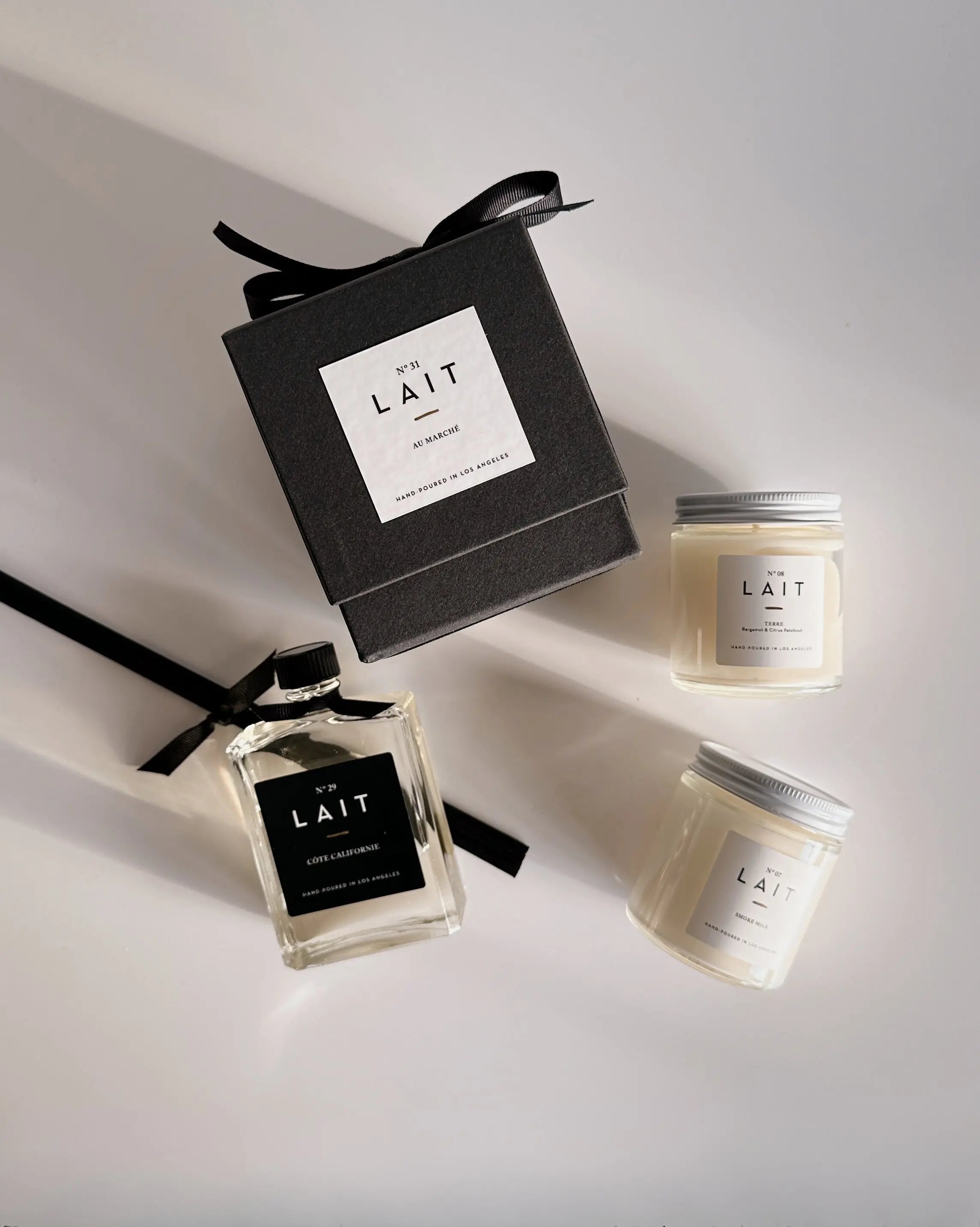 SIGNATURE CANDLE AND REED DIFFUSER SET (DELUXE GIFT BOX) SHOP LAIT