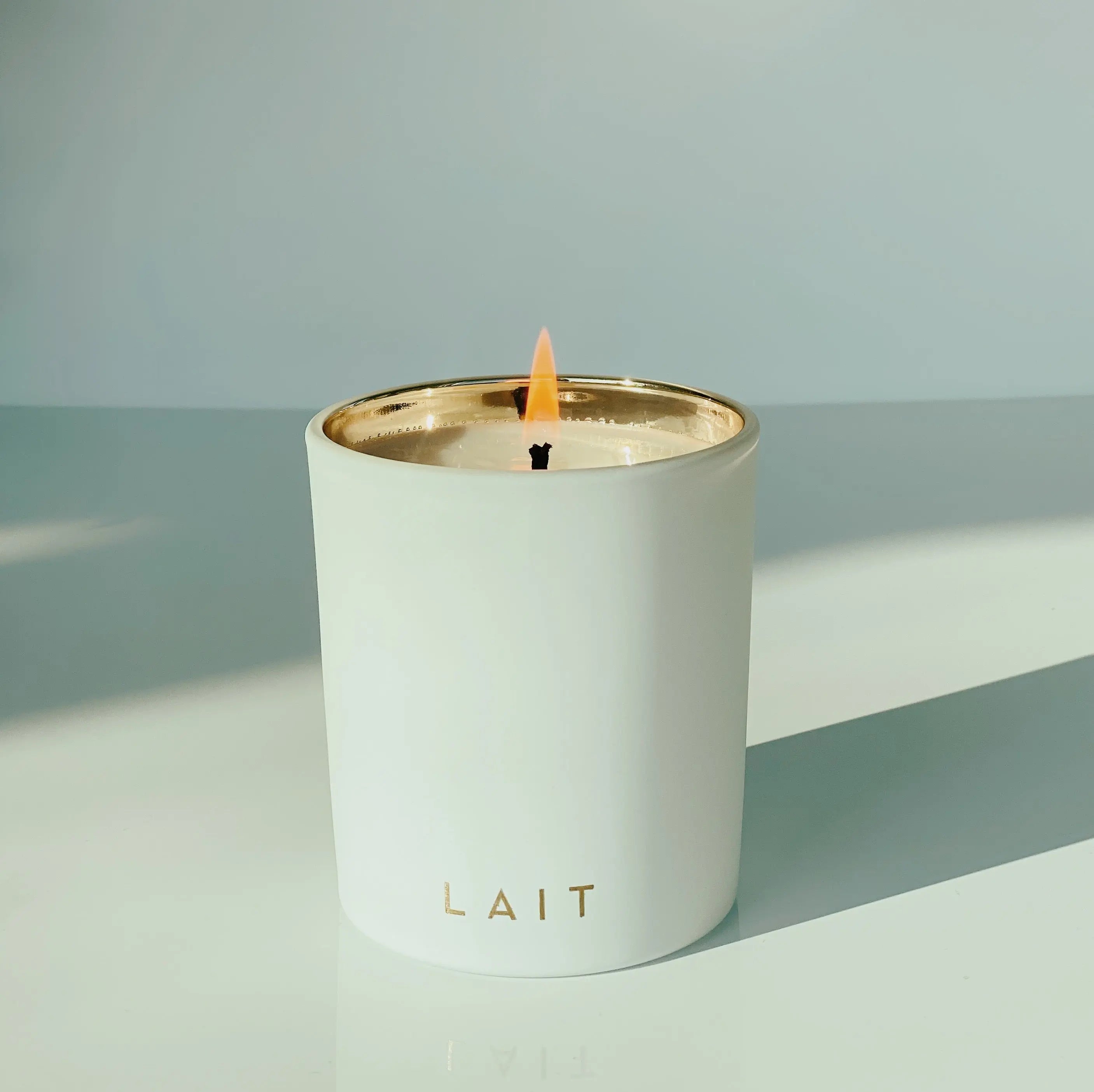 LUCIE VESSEL *LIMITED EDITION CANDLE* SHOP LAIT