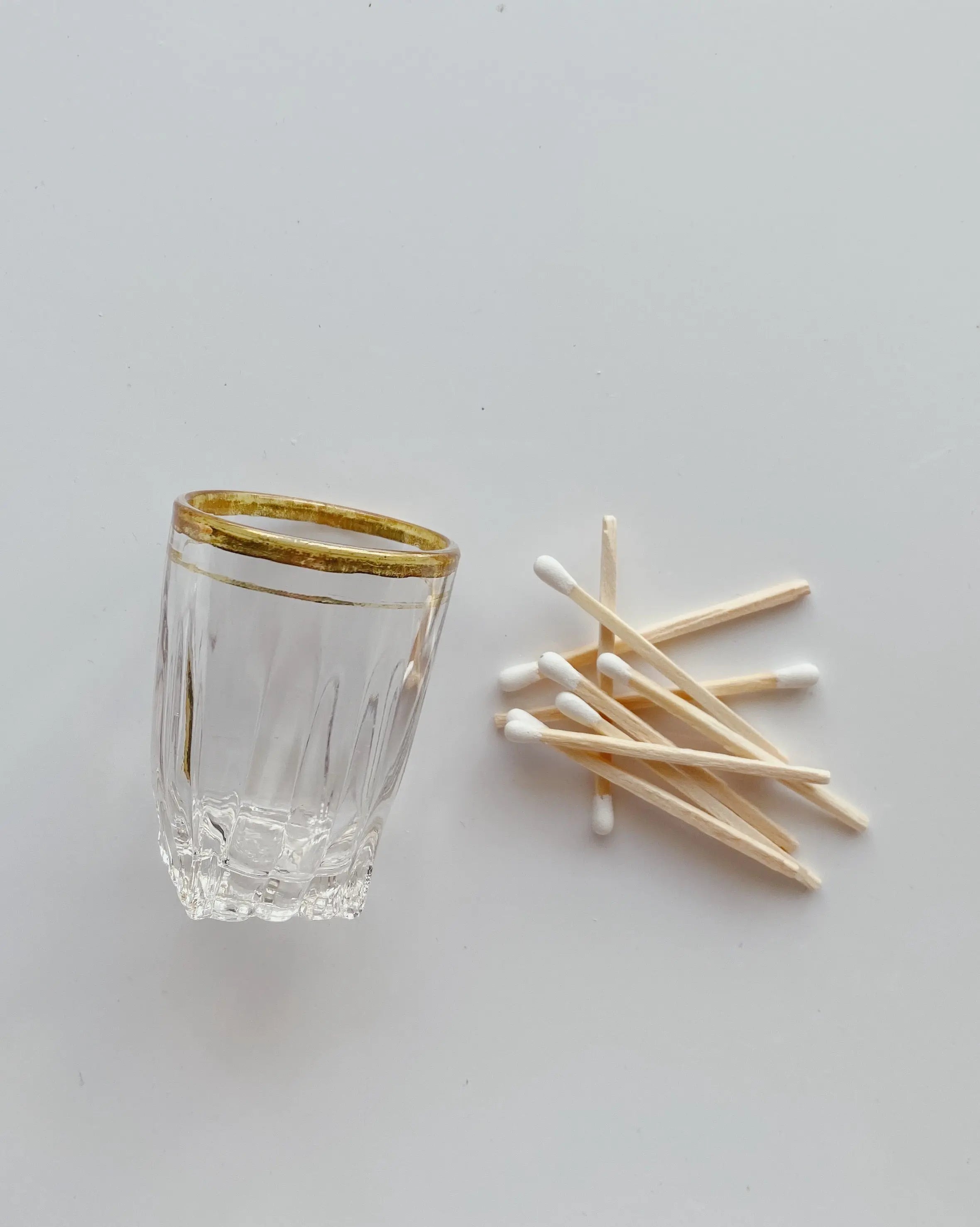 PETITE GOLD RIMMED MATCH HOLDER SHOP LAIT