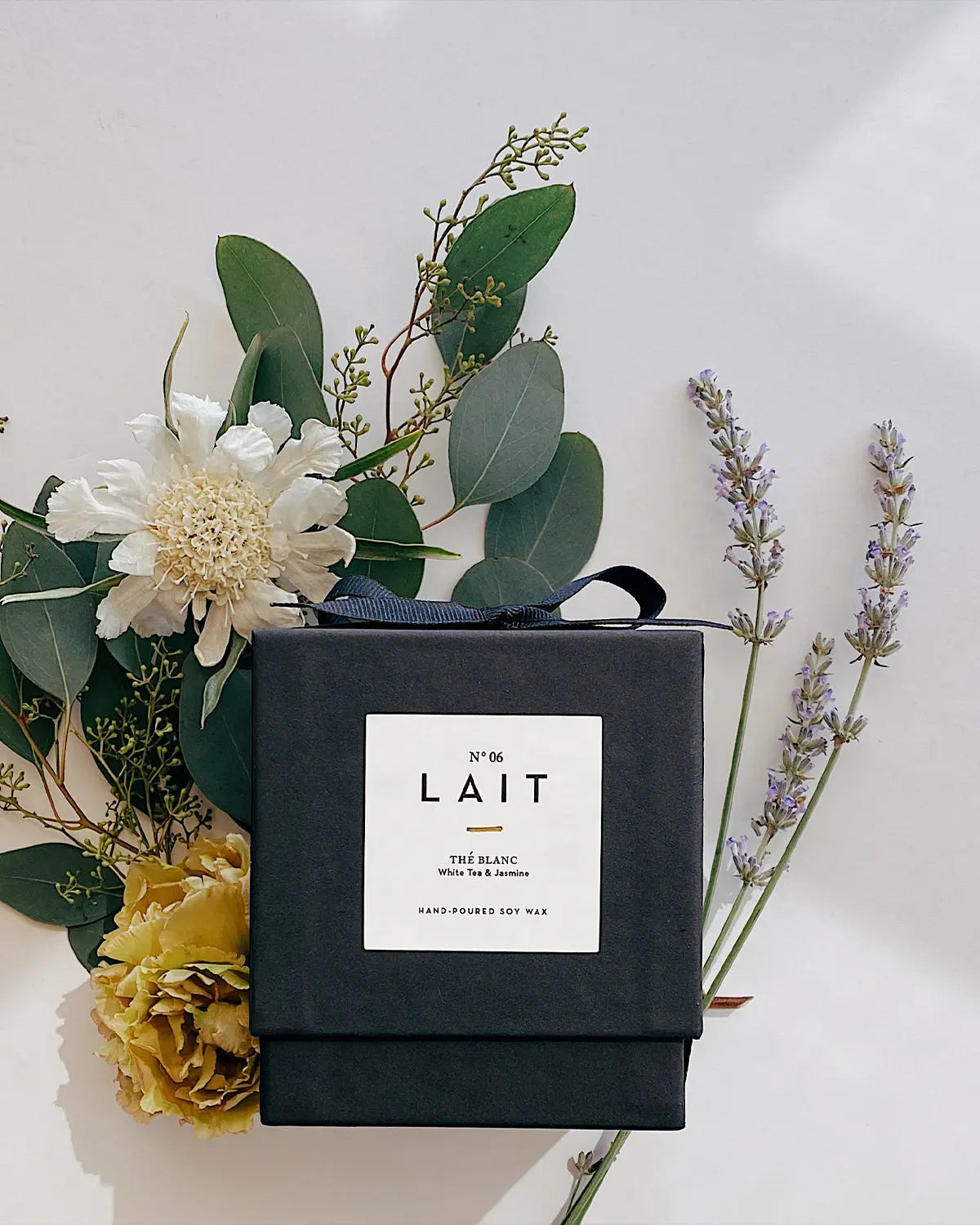 N°06 THÉ BLANC (WHITE TEA) SHOP LAIT