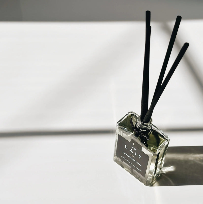 LAVENDER WHITE TEA REED DIFFUSER – SHOP LAIT