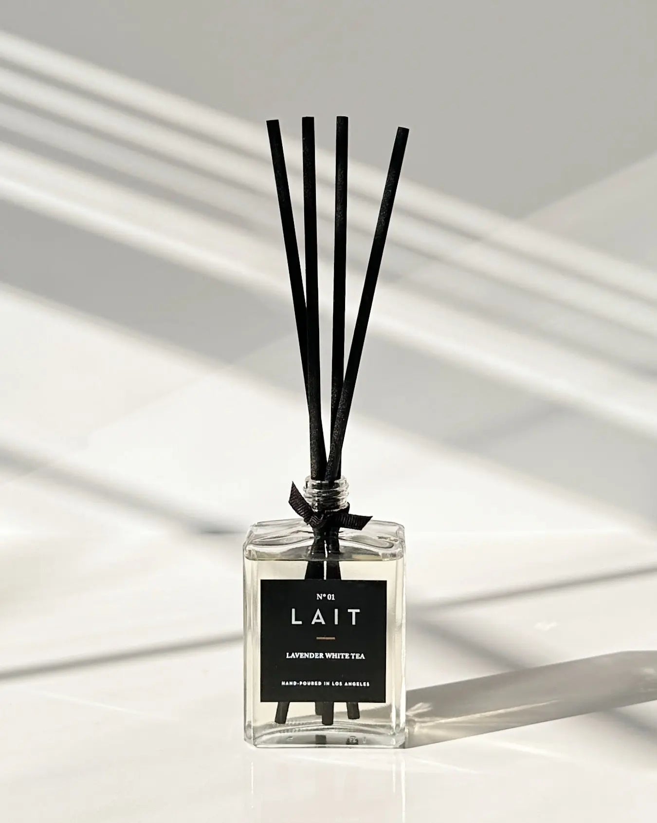 LAVENDER WHITE TEA REED DIFFUSER - SHOP LAIT
