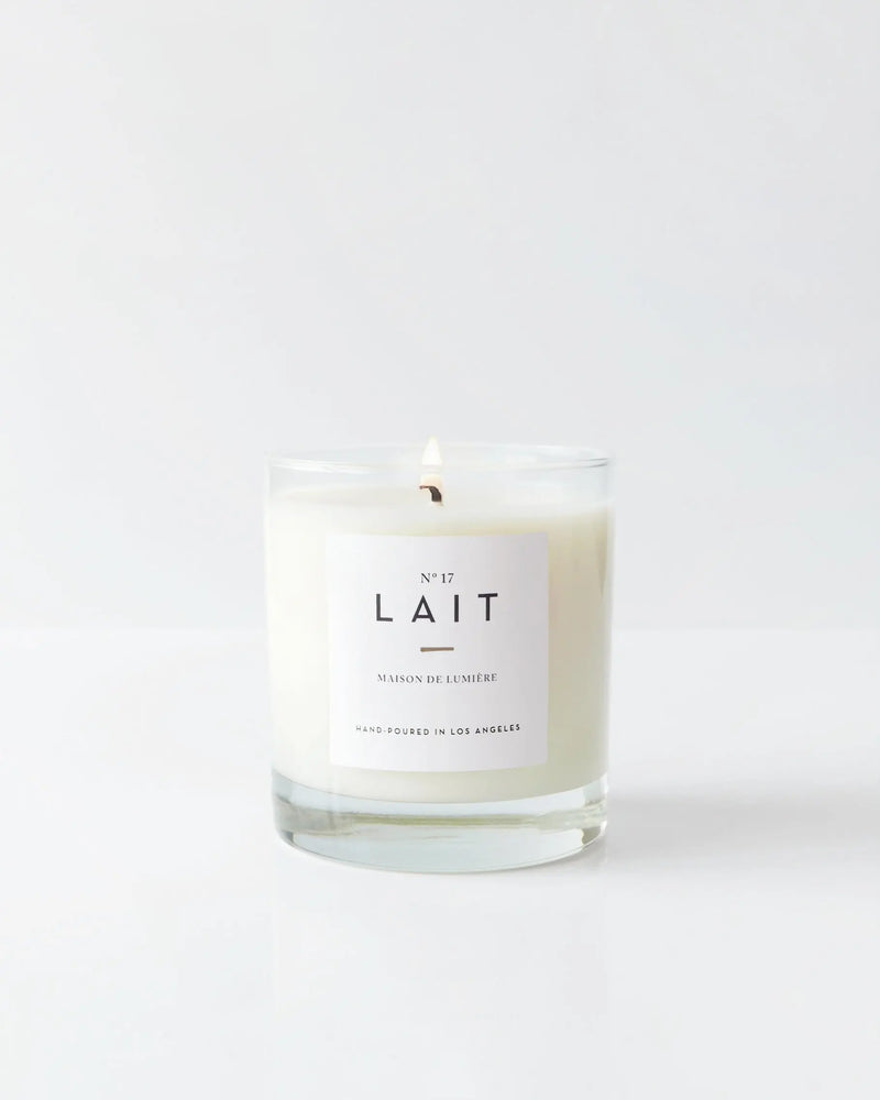 Floral & Leathery Soy Candle (Vegan & Paraben Free)